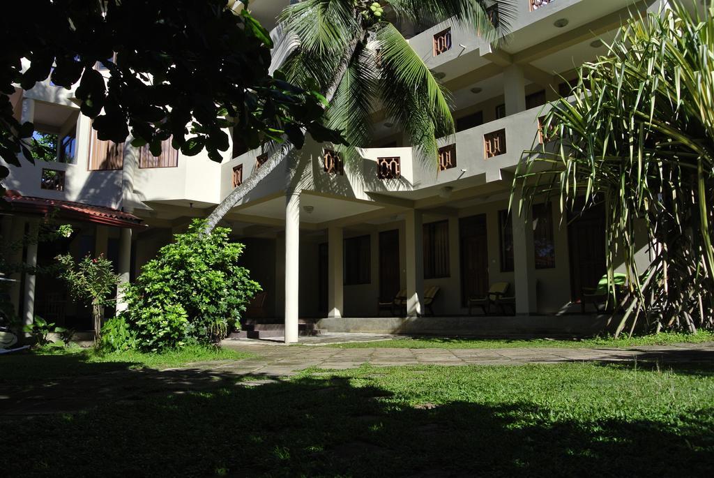 Surf Lanka Hotel Matara Eksteriør billede
